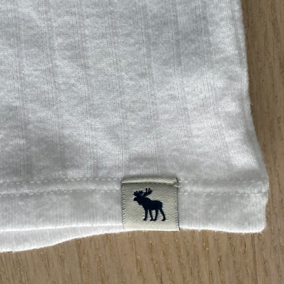 Abercrombie Kids Girls Long Sleeve Layering Shirt Size 9/10 🤍🌸 - Picture 4 of 5